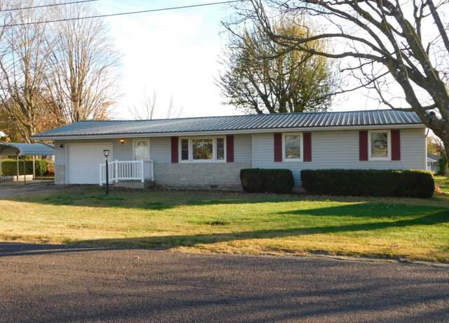 Property at 113 Melody Ln, Monett, MO 65708, 3 beds, 1.5 baths