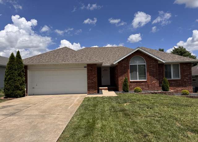Property at 3945 W Cardinal St, Springfield, MO 65810, 3 beds, 2 baths