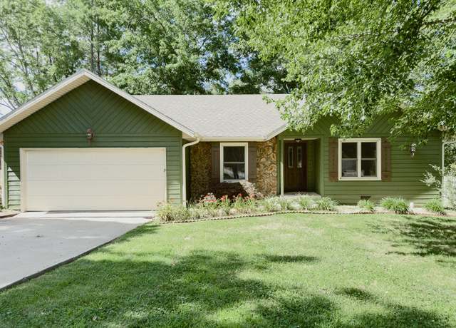 Property at 105 Horseshoe Dr, Nixa, MO 65714, 3 beds, 2 baths