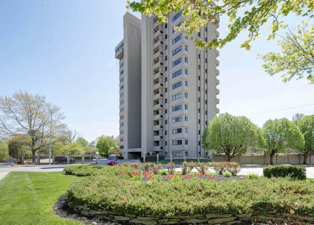 Property at 350 S John Q Hammons Pkwy Unit 8-B, Springfield, MO 65806, 2 beds, 2 baths