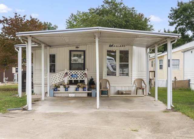 Property at 106 Shady Oak Cir, Branson, MO 65616, 1 bed, 1 bath