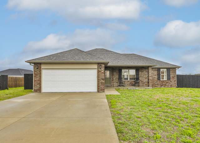 Property at 4699 S 125th Rd, Bolivar, MO 65613, 3 beds, 2 baths
