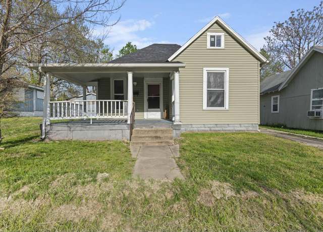 Property at 824 S Grant Ave, Springfield, MO 65806, 2 beds, 1 bath