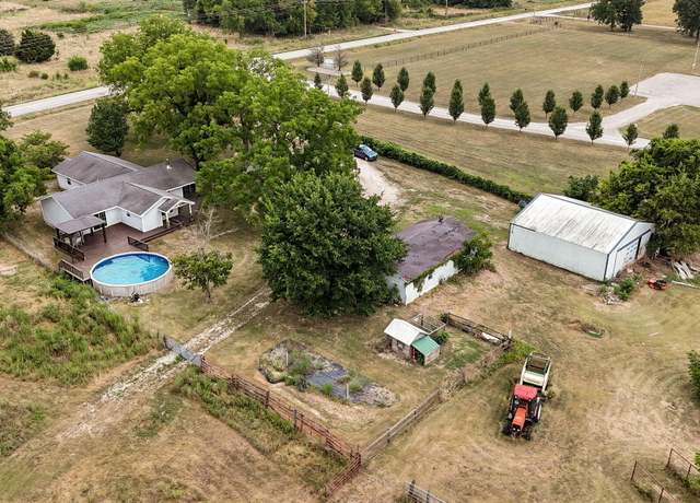 Property at 11131 State Highway K, Mt Vernon, MO 65712, 4 beds, 2 baths