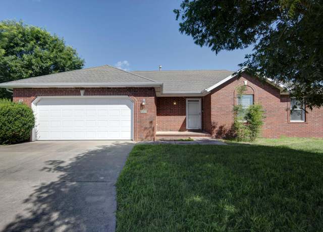 Property at 6011 N 9th Ave, Ozark, MO 65721, 3 beds, 2 baths
