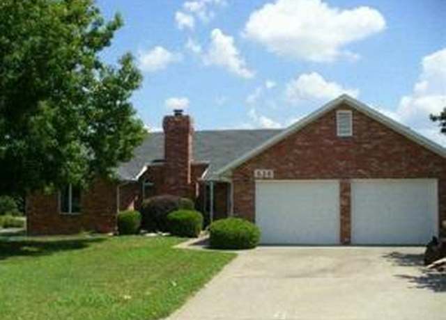 Property at 826 Terrace Dr, Aurora, MO 65605, 5 beds, 3 baths