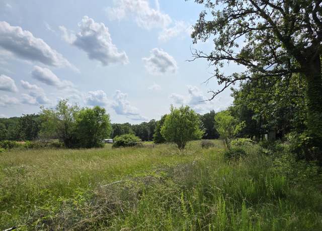 Property at 634 Banks Dr, Seymour, MO 65746
