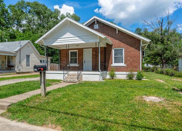 Property at 934 S New Ave, Springfield, MO 65806, 3 beds, 1 bath