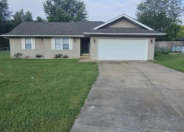 Property at 3253 S Christy Pl, Springfield, MO 65807, 3 beds, 2 baths