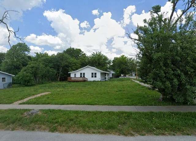 Property at 305 W Main St, Buffalo, MO 65622