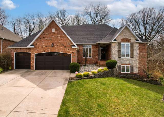 Property at 4282 E Berkeley St, Springfield, MO 65809, 5 beds, 3.5 baths