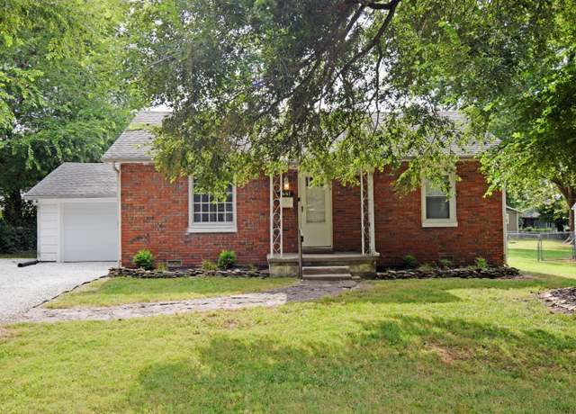 Property at 1667 N Hayes Ave, Springfield, MO 65803, 2 beds, 1 bath