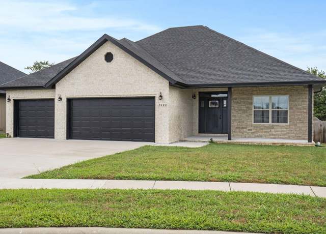 Property at 3622 N Huntington Ave, Springfield, MO 65803, 3 beds, 2 baths