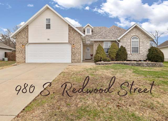 Property at 980 S Redwood St, Nixa, MO 65714, 3 beds, 2 baths