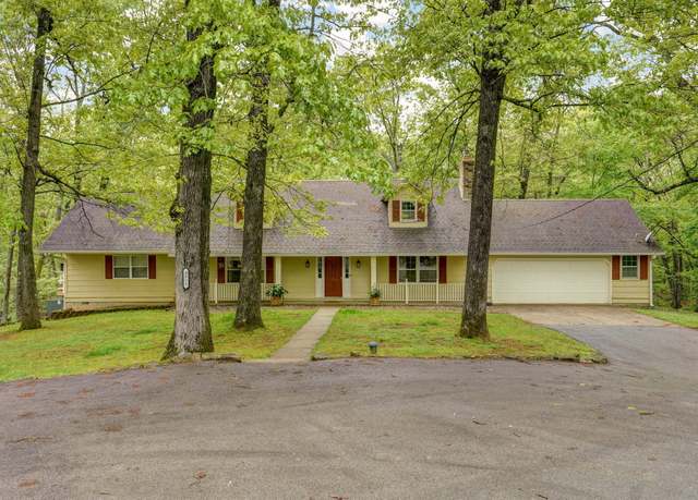 Property at 4855 E Cimarron Ln, Springfield, MO 65803, 3 beds, 2 baths