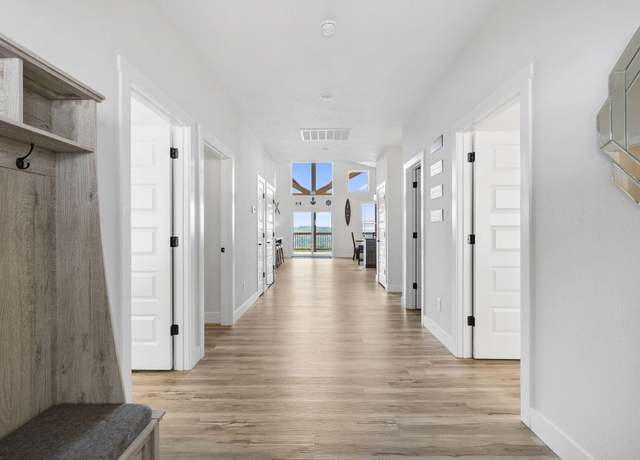 Property at 10 Shellie Ln, Indian Point, MO 65616, 7 beds, 8 baths