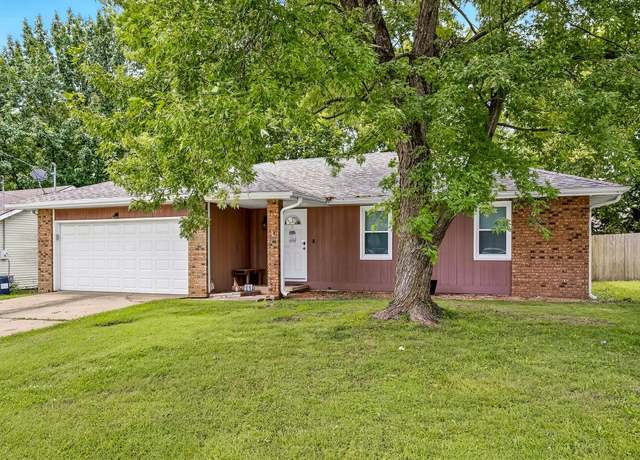 Property at 3849 S Leawood Ave, Springfield, MO 65807, 3 beds, 2 baths