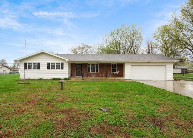 Property at 239 N Blair St, Marshfield, MO 65706, 3 beds, 2 baths