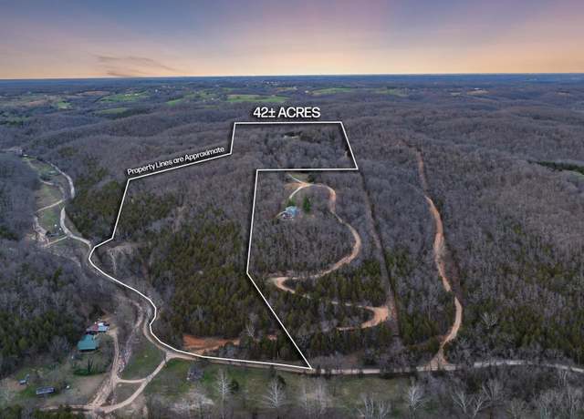 Property at 3450 Reno Hollow Rd, Reeds Spring, MO 65737, 2 beds, 1.5 baths