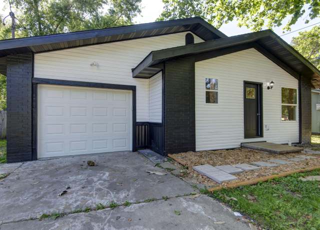 Property at 1830 N Hillcrest Ave, Springfield, MO 65802, 3 beds, 2 baths
