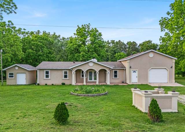 Property at 875 State Route T, West Plains, MO 65775, 5 beds, 2 baths
