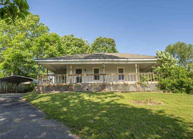 Property at 601 S 11th Ave, Ozark, MO 65721, 2 beds, 2 baths