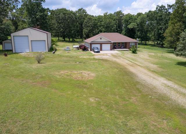 Property at 163 Hidden Hollow Dr, Marshfield, MO 65706, 3 beds, 2 baths