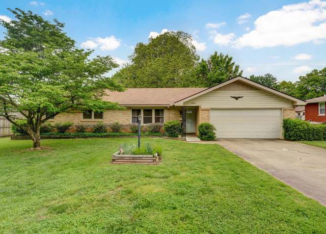 Property at 3953 S Broadway Ave, Springfield, MO 65807, 3 beds, 2 baths