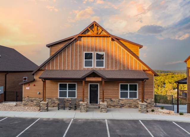 Property at 147 Frontier Way, Kimberling, MO 65686, 10 beds, 9 baths