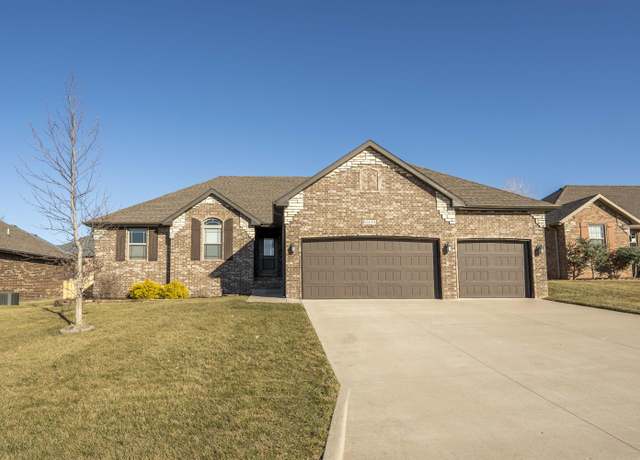 Property at 4436 E Kentbrook Dr, Springfield, MO 65802, 4 beds, 2 baths
