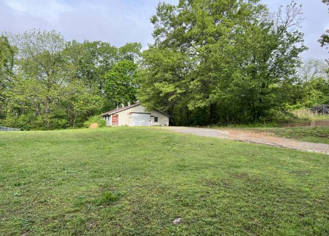 Property at 1013 S Aid Ave, West Plains, MO 65775