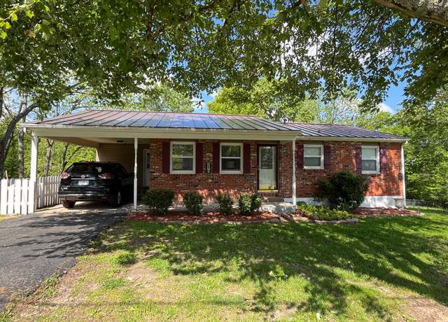 Property at 105 N Harms St, West Plains, MO 65775, 3 beds, 1 bath