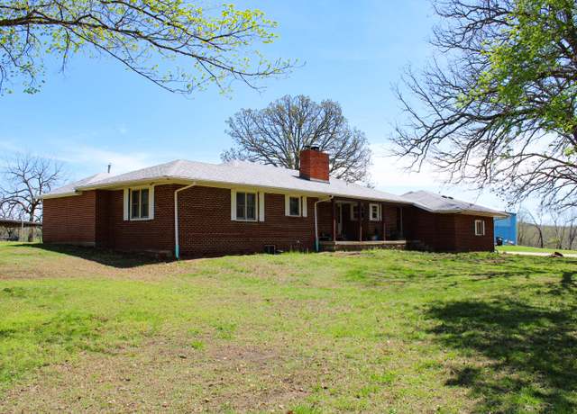 Property at 1602 NE 1289 Rd, Osceola, MO 64776, 4 beds, 2 baths