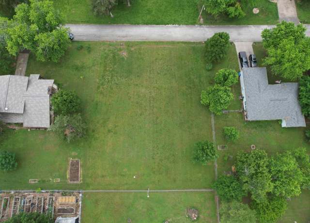 Property at 177 Foley St, Hollister, MO 65672
