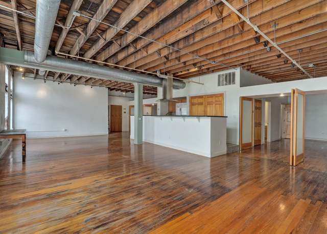 Property at 312 S Campbell Unit B, Springfield, MO 65806, 2 beds, 2 baths