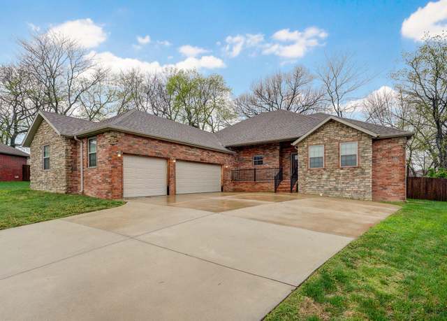 Property at 605 S Jewel Ct, Nixa, MO 65714, 4 beds, 2 baths