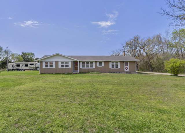 Property at 3440 Reed Rd, Rogersville, MO 65742, 3 beds, 2.5 baths