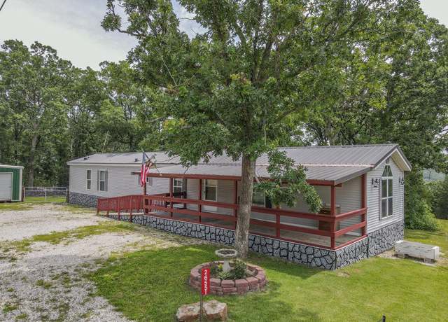 Property at 26551 Easy St, Pittsburg, MO 65724, 3 beds, 2 baths