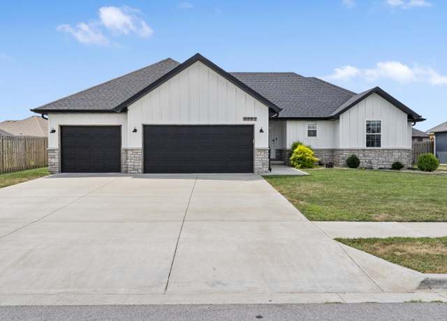 Property at 1792 E New Madrid Dr, Republic, MO 65738, 3 beds, 2 baths