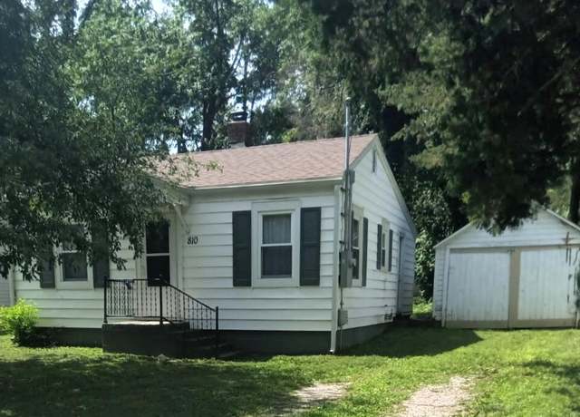 Property at 810 W Minota St, Springfield, MO 65807, 1 bed, 1 bath