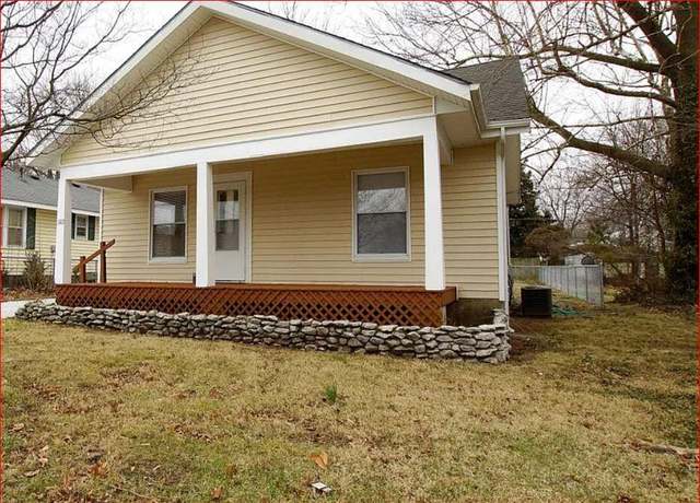 Property at 1322 W Atlantic St, Springfield, MO 65803, 2 beds, 1 bath