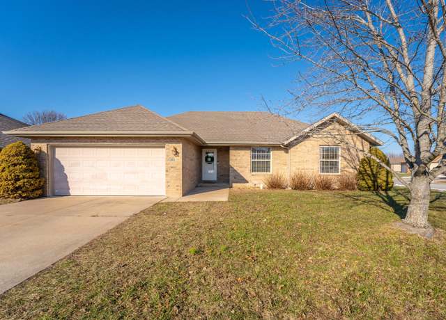 Property at 985 W Crestwood St, Nixa, MO 65714, 3 beds, 2 baths