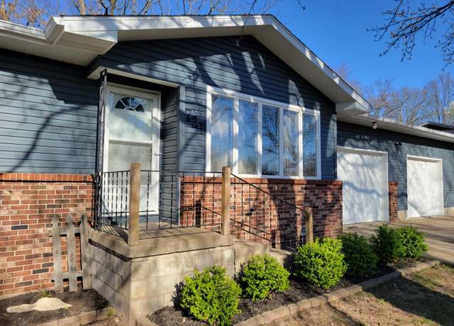 Property at 721 N Terrace Ln, Stockton, MO 65785, 3 beds, 1.5 baths