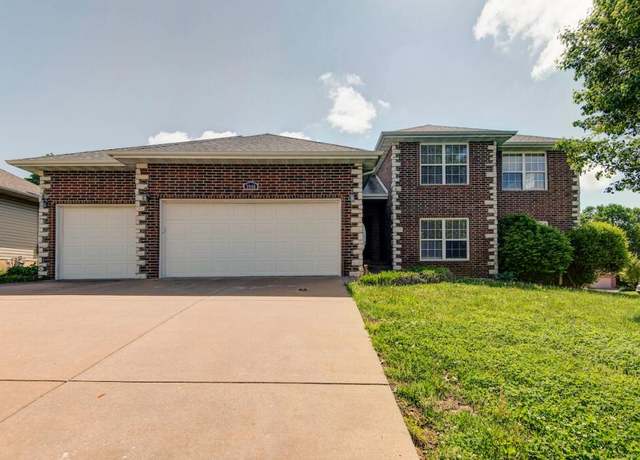 Property at 3946 S Ridgeline Ave, Springfield, MO 65807, 4 beds, 3 baths