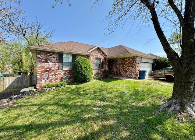 Property at 617 E Southeast Hills Ct, Nixa, MO 65714, 4 beds, 3 baths