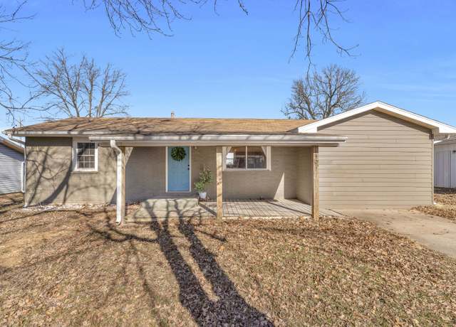 Property at 425 Country Ln, Mt Vernon, MO 65712, 3 beds, 2 baths
