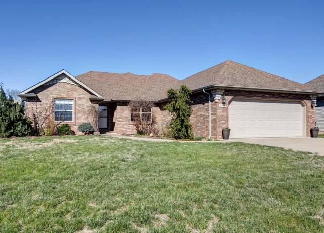 Property at 3097 N Dickerson Ave, Springfield, MO 65803, 4 beds, 2 baths