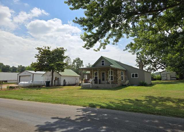Property at 22965 Lawrence 1210, Aurora, MO 65605, 3 beds, 2 baths
