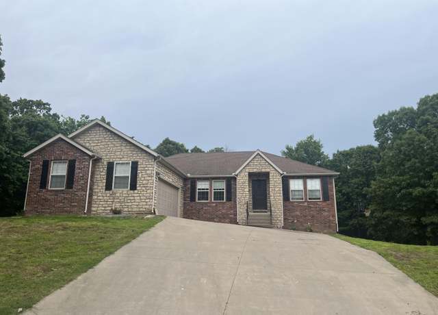 Property at 2800 Briaroaks Ln, Joplin, MO 64804, 3 beds, 2 baths