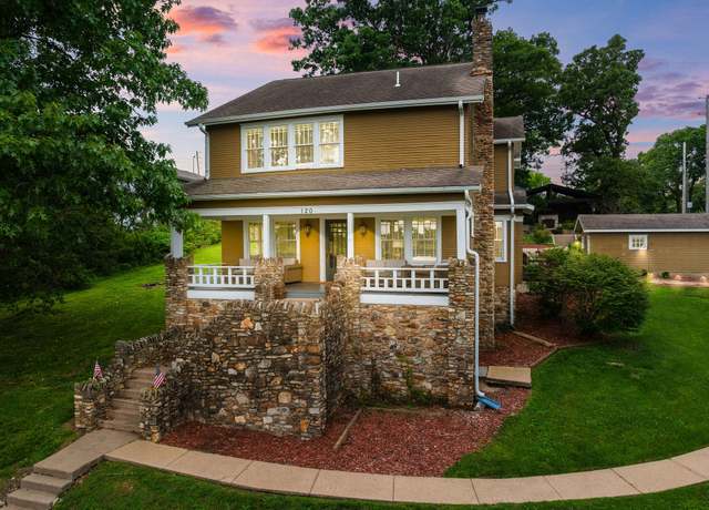 Property at 120 N 4th St, Branson, MO 65616, 6 beds, 6 baths